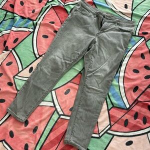 Universal thread jeans